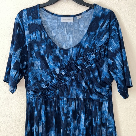Women’s AVENUE size 14/16 soft stretchy modern abstract graphic popover dress - Picture 2 of 7